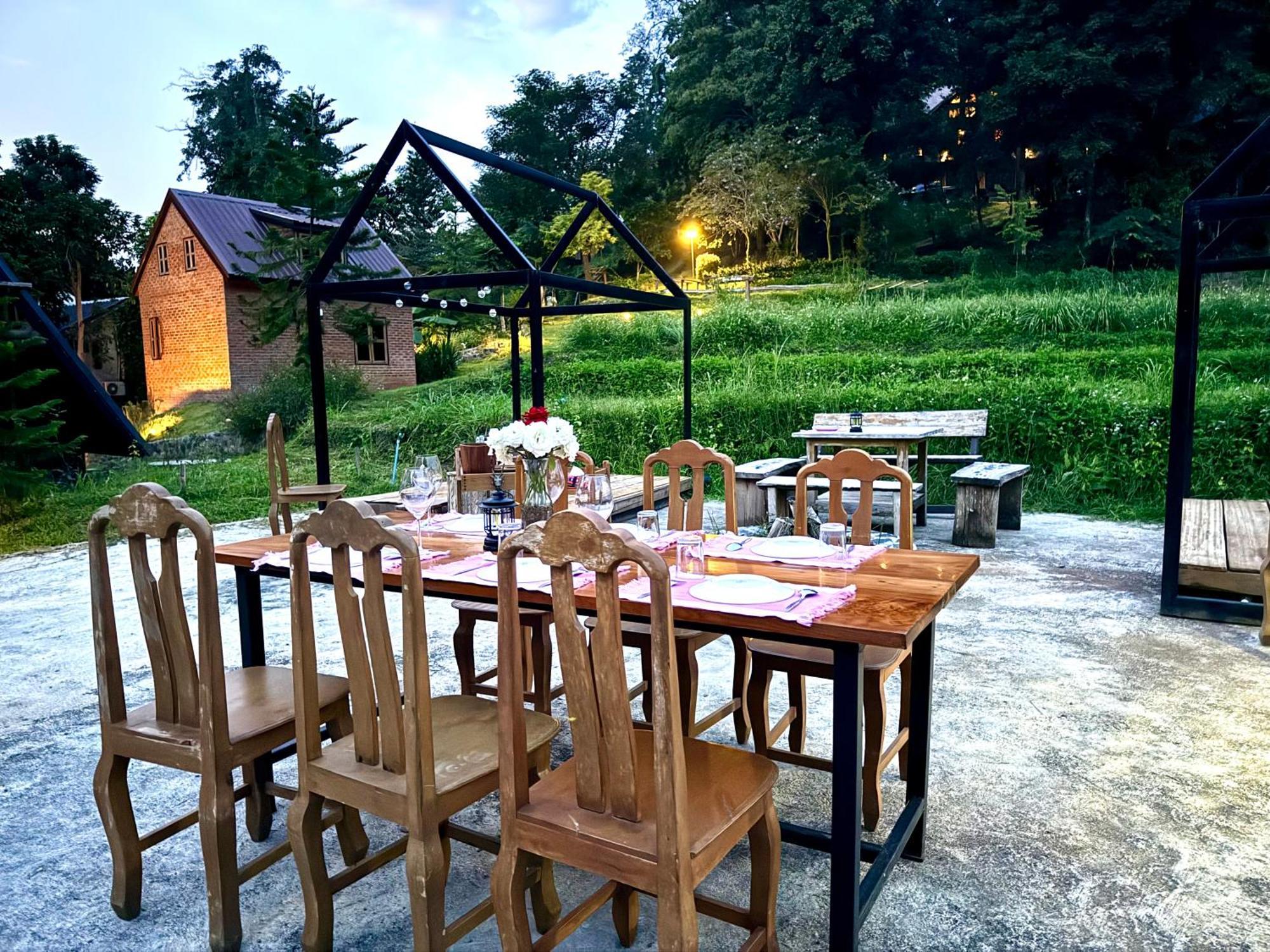 Отель Ban Kaew Mo Ra Glamping & Restaurant Pang Mapha Экстерьер фото