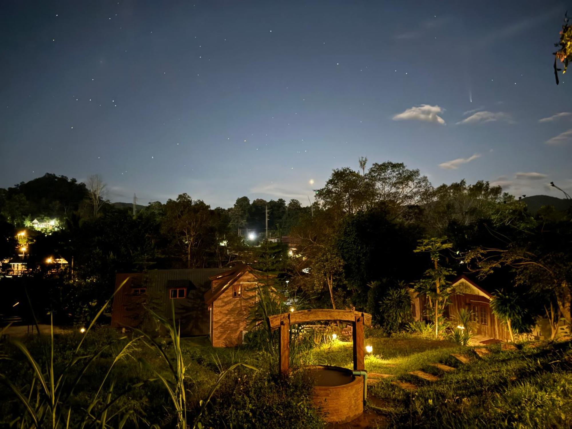 Отель Ban Kaew Mo Ra Glamping & Restaurant Pang Mapha Экстерьер фото