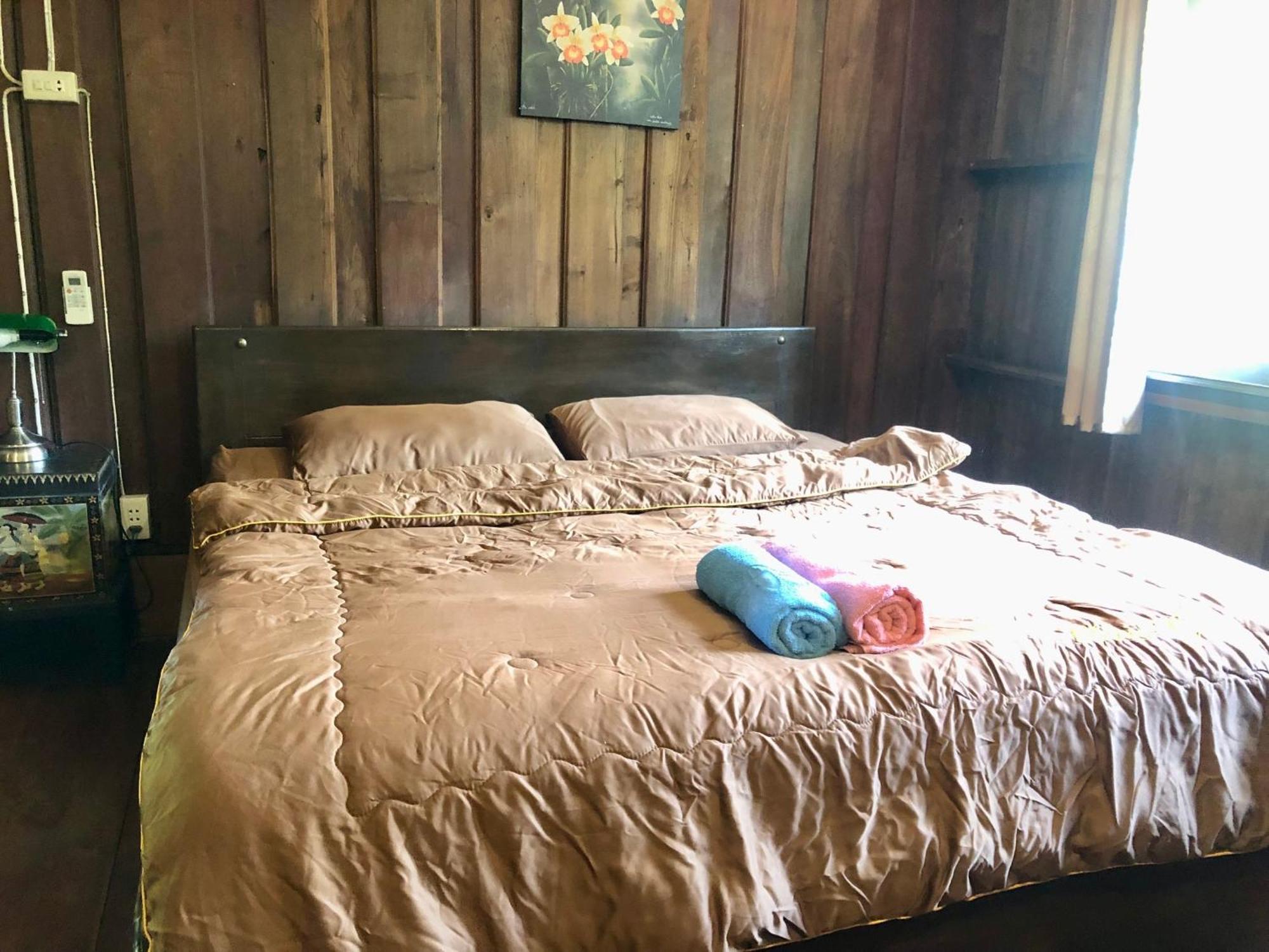 Отель Ban Kaew Mo Ra Glamping & Restaurant Pang Mapha Экстерьер фото